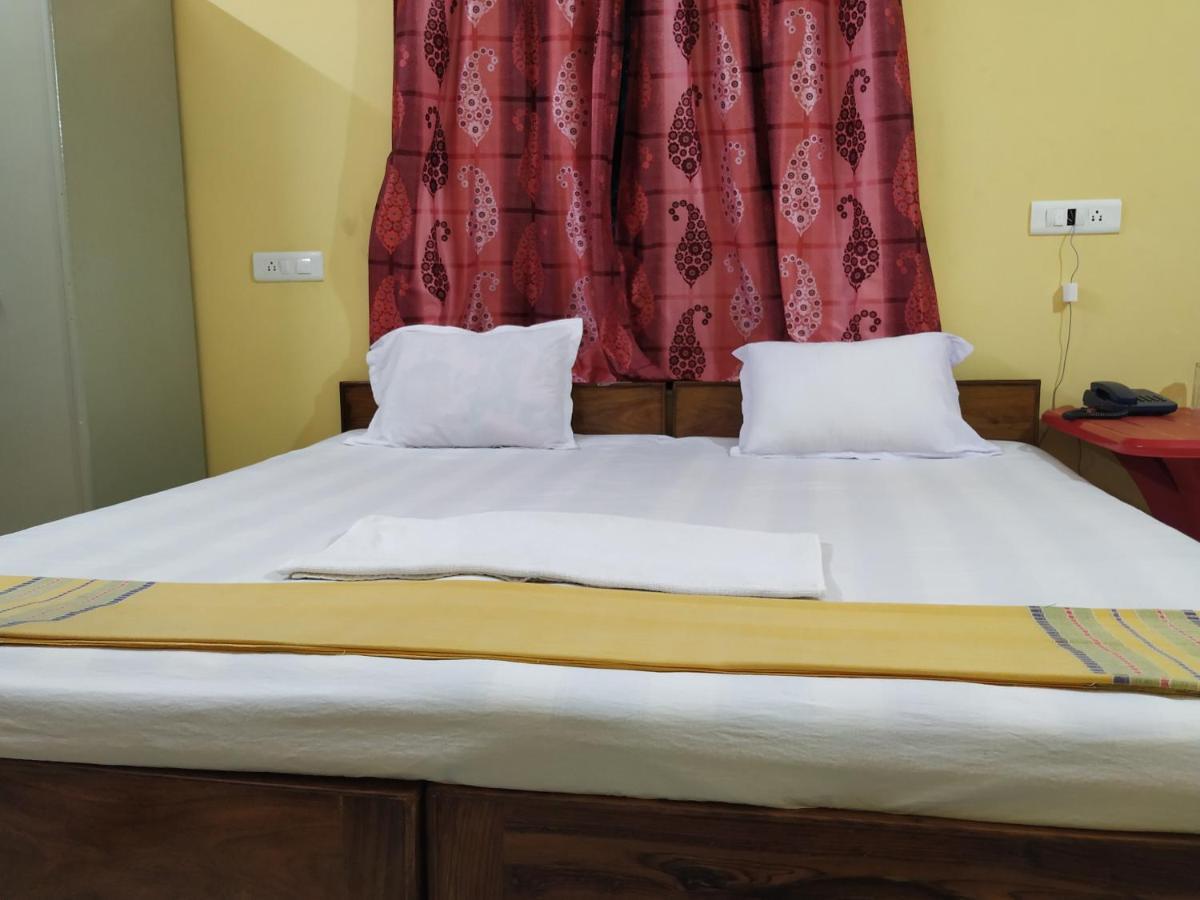 Bhalobasa Anandabas Hotel Bolpur Buitenkant foto