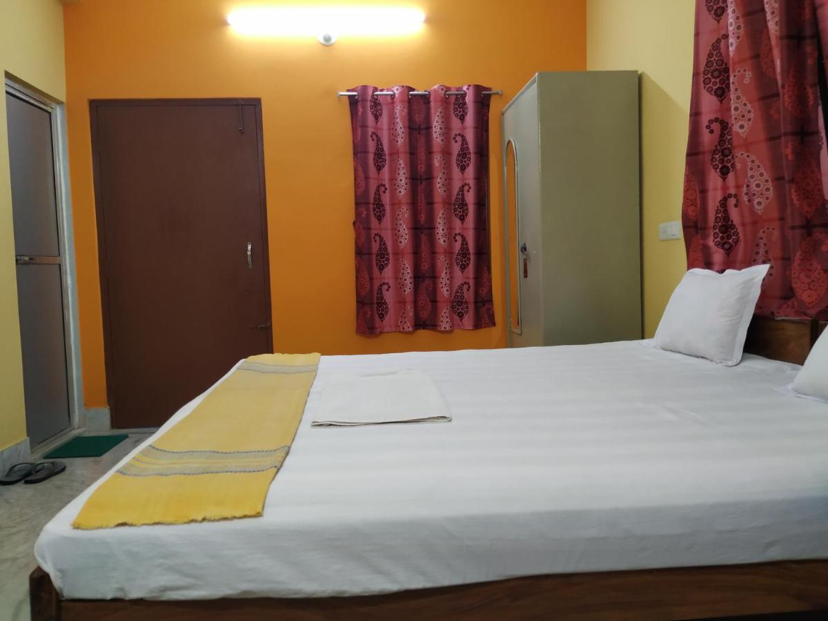 Bhalobasa Anandabas Hotel Bolpur Buitenkant foto