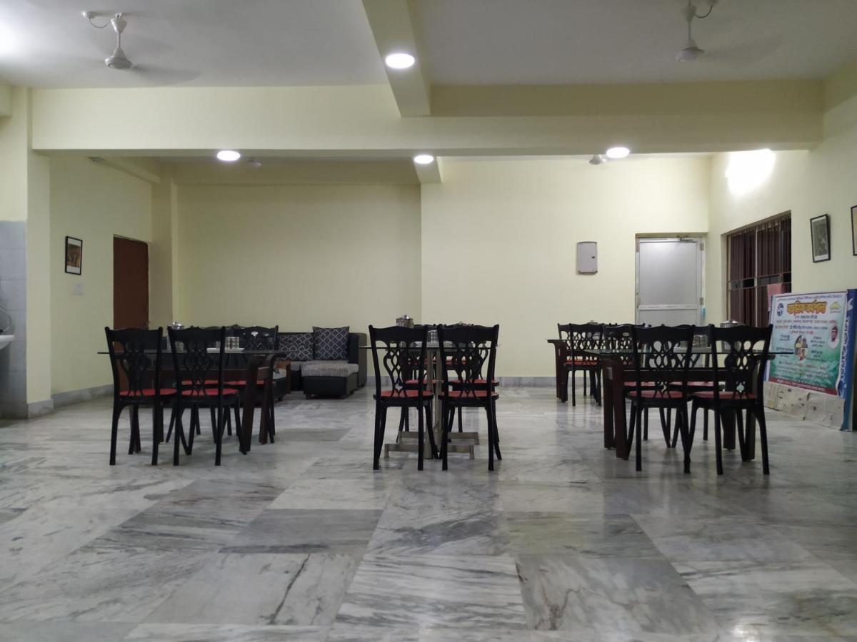 Bhalobasa Anandabas Hotel Bolpur Buitenkant foto