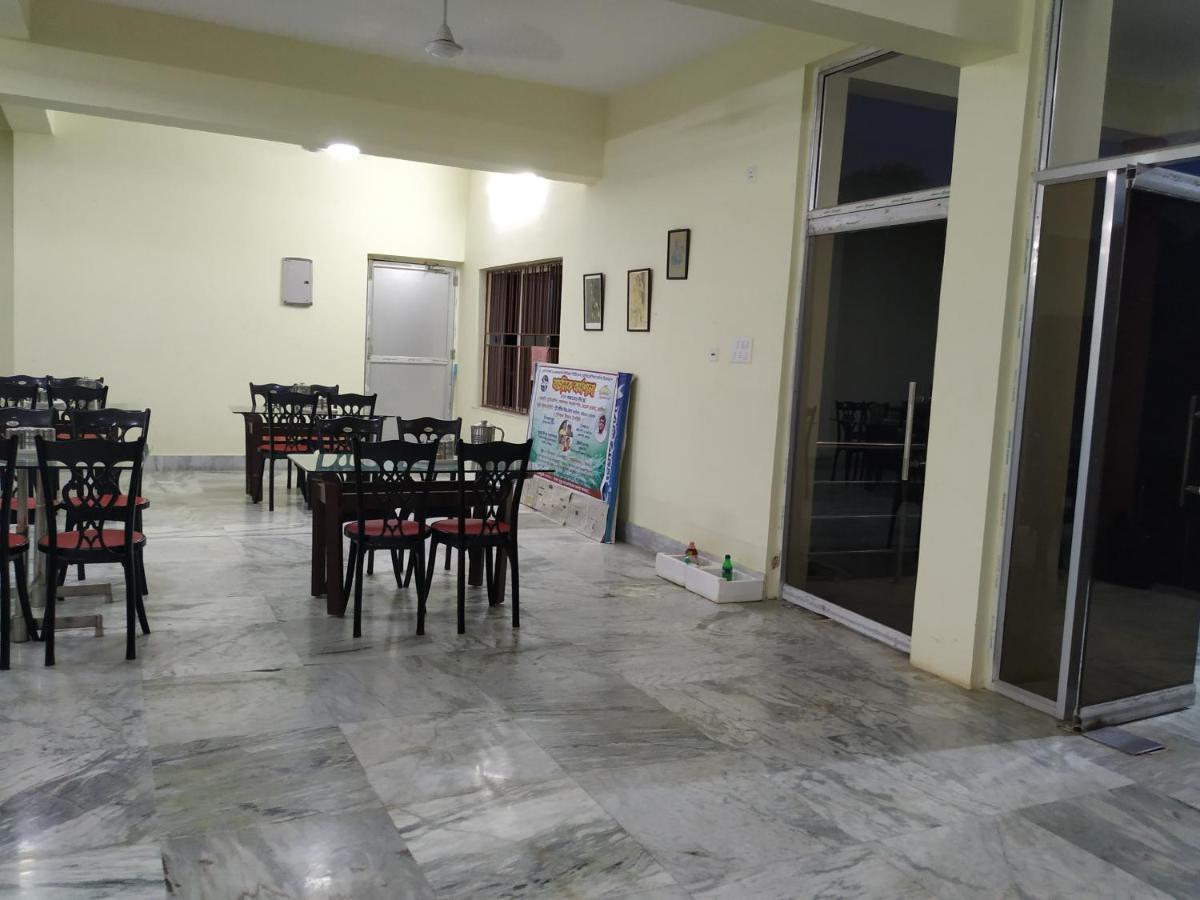 Bhalobasa Anandabas Hotel Bolpur Buitenkant foto