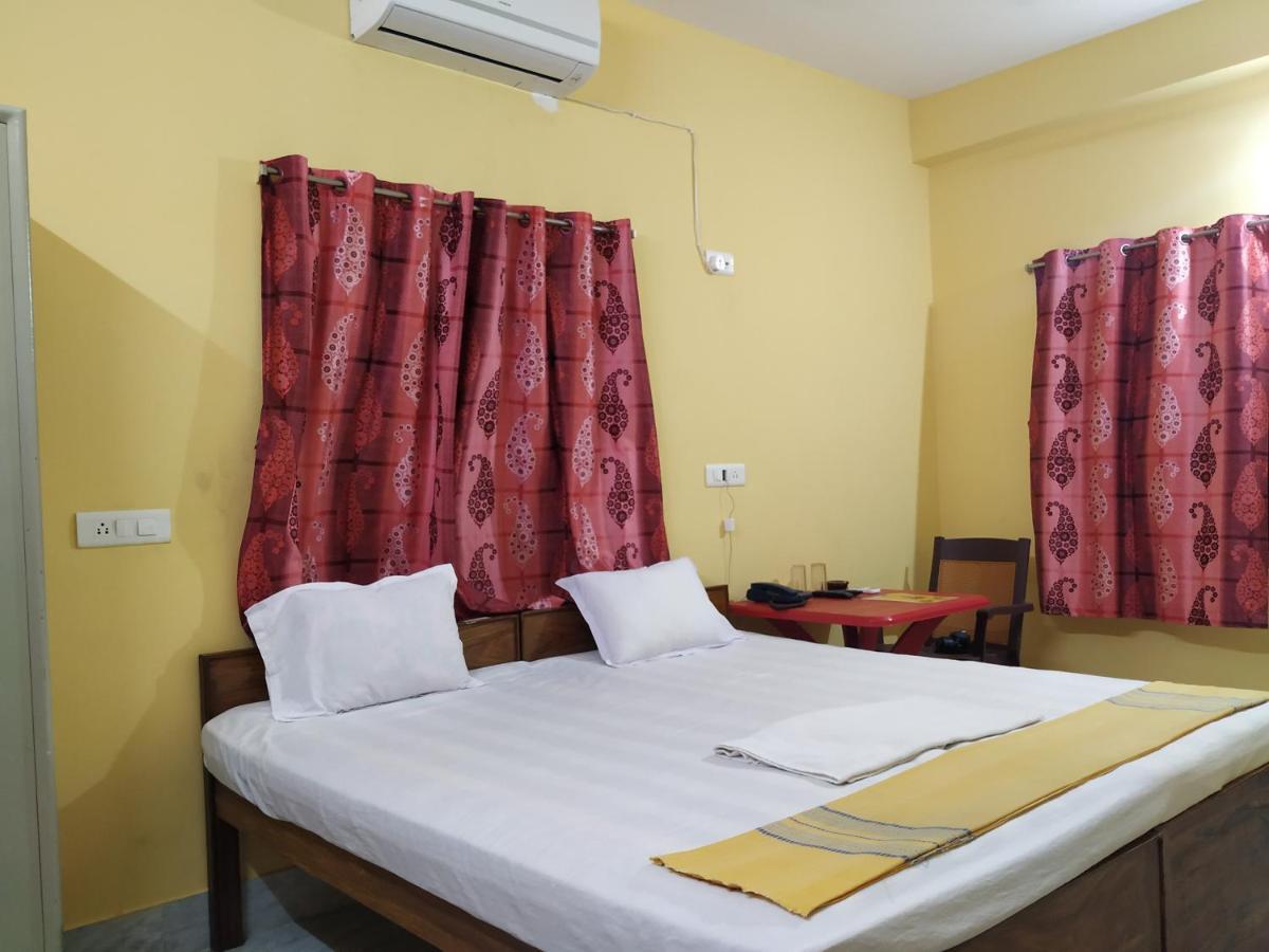 Bhalobasa Anandabas Hotel Bolpur Buitenkant foto